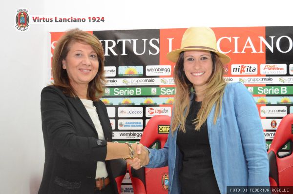 La preside De Berardinis con Valentina Maio. Fonte:virtuslanciano.it - Foto: F. Roselli