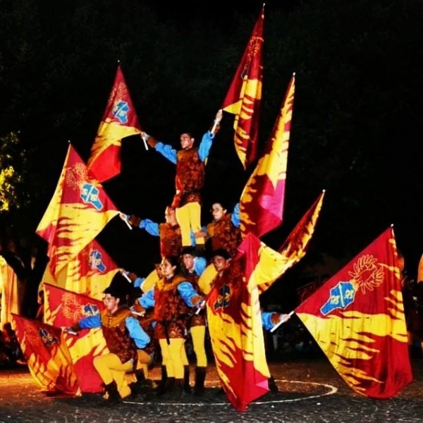 Foto dalla pagina Fb di Sbandieratori e Musici Lanciano